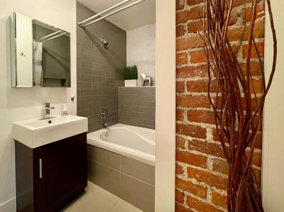 Le 215 - Logement A Saint-Jean-Baptiste Quebec City Exterior photo